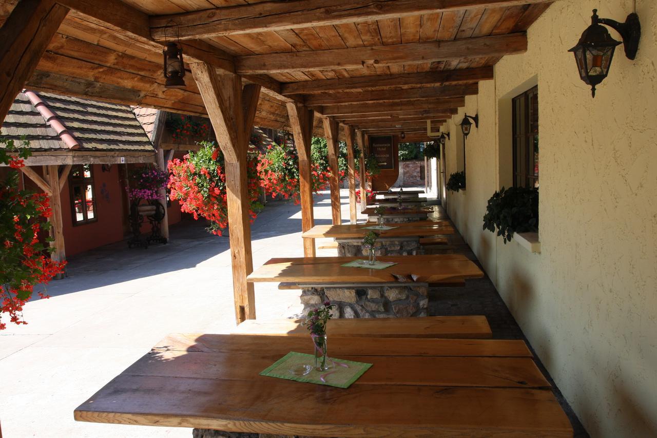 Hotel Restauracja Pustelnik Wisla Mala Esterno foto