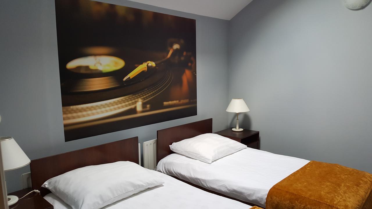 Hotel Restauracja Pustelnik Wisla Mala Esterno foto