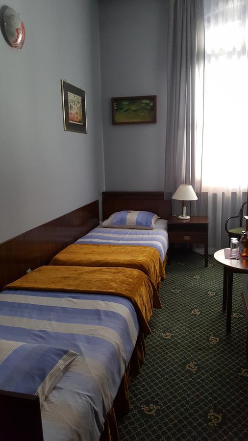 Hotel Restauracja Pustelnik Wisla Mala Esterno foto