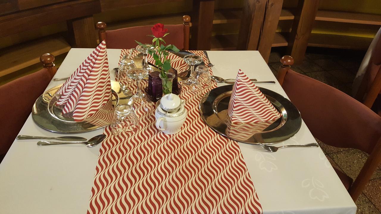Hotel Restauracja Pustelnik Wisla Mala Esterno foto